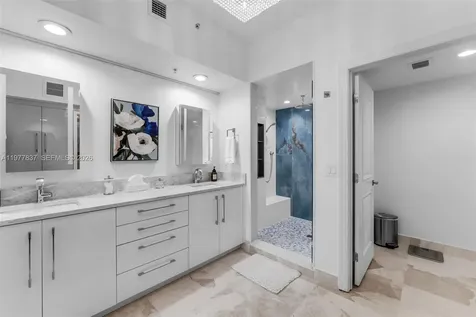 333 Las Olas Way Fort Lauderdale FL 33301