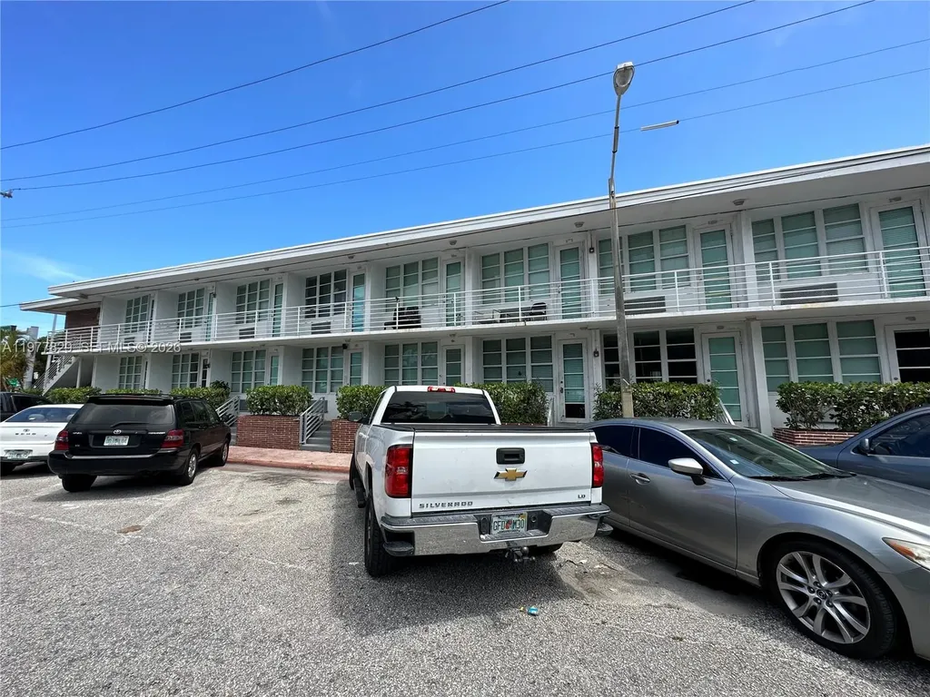 300 74th Street Miami Beach FL 33141