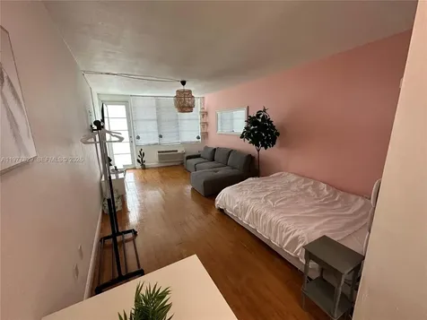 300 74th Street Miami Beach FL 33141