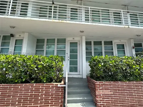 300 74th Street Miami Beach FL 33141