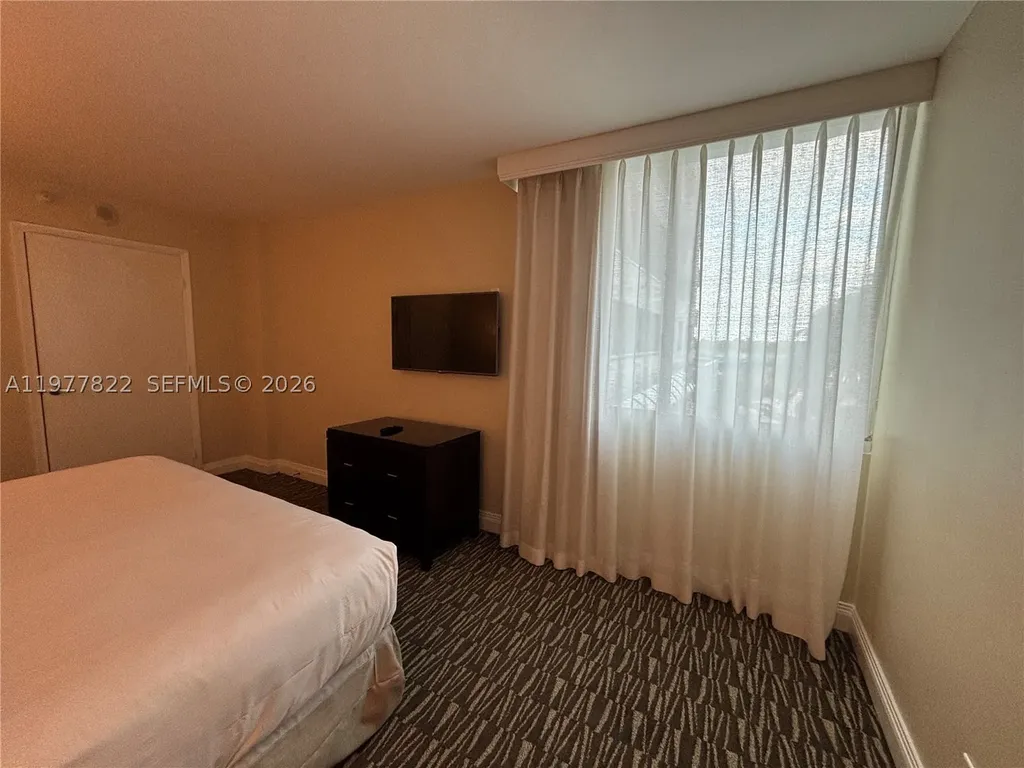 2670 E Sunrise Boulevard Fort Lauderdale FL 33304