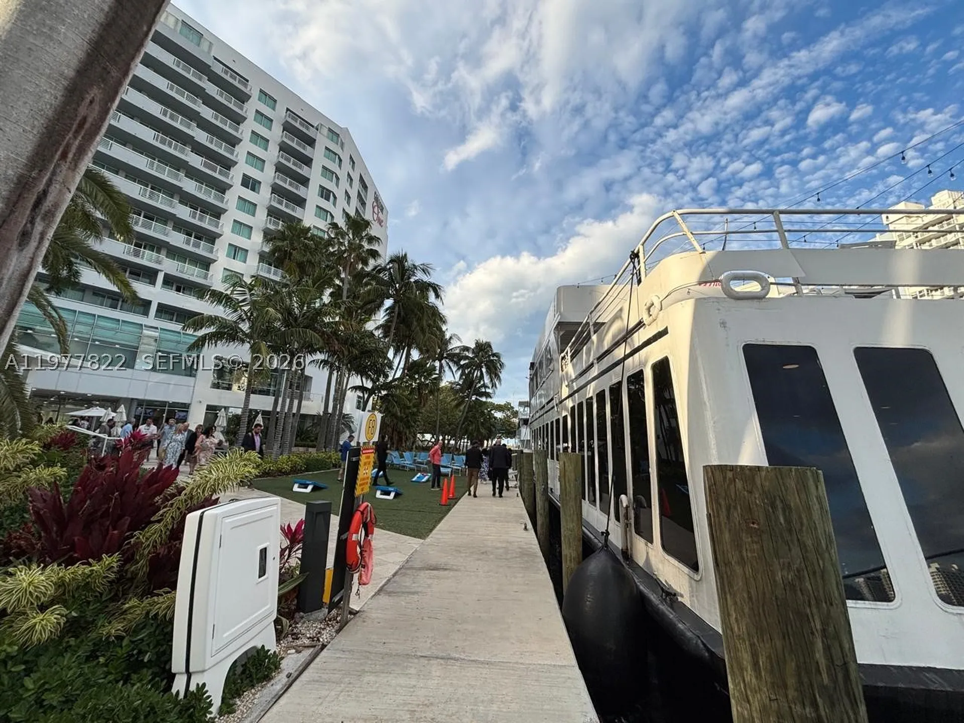 2670 E Sunrise Boulevard Fort Lauderdale FL 33304