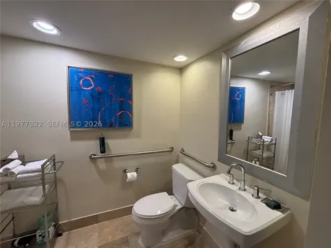 2670 E Sunrise Boulevard Fort Lauderdale FL 33304