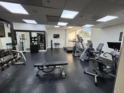 2670 E Sunrise Boulevard Fort Lauderdale FL 33304