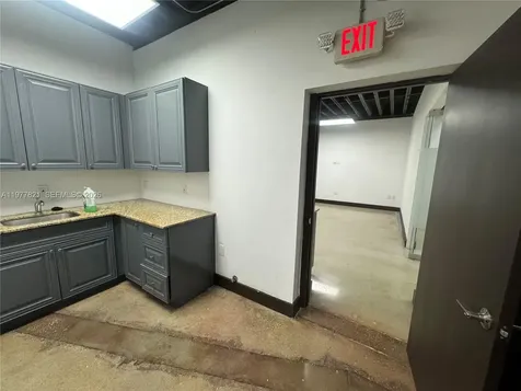 10171 NW 58th Street Doral FL 33178