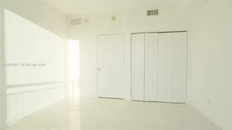60 SW 13th Street Miami FL 33130