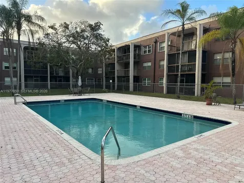 7000 Nova Drive Davie FL 33317
