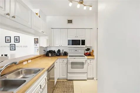 17100 N Bay Road Sunny Isles Beach FL 33160