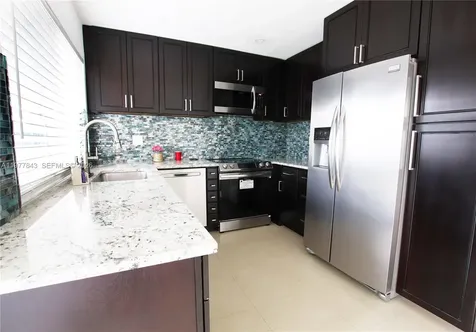 8116 NW 72nd Avenue Tamarac FL 33321