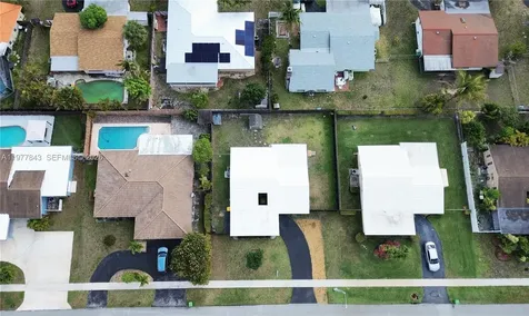 8116 NW 72nd Avenue Tamarac FL 33321