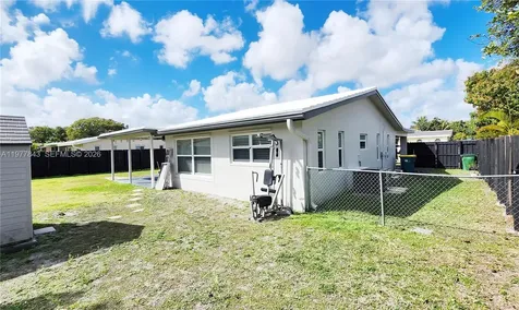 8116 NW 72nd Avenue Tamarac FL 33321