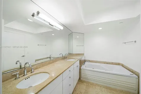 4775 Collins Avenue Miami Beach FL 33140