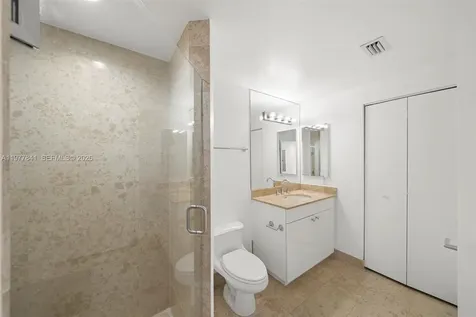 4775 Collins Avenue Miami Beach FL 33140