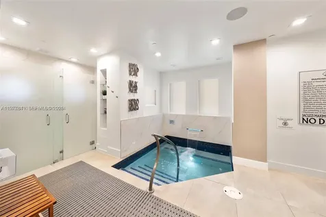 4775 Collins Avenue Miami Beach FL 33140