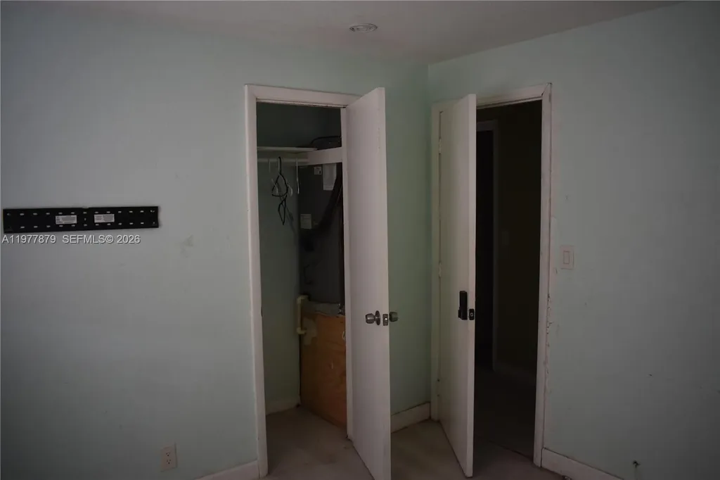 2121 NW 26th Avenue Fort Lauderdale FL 33311