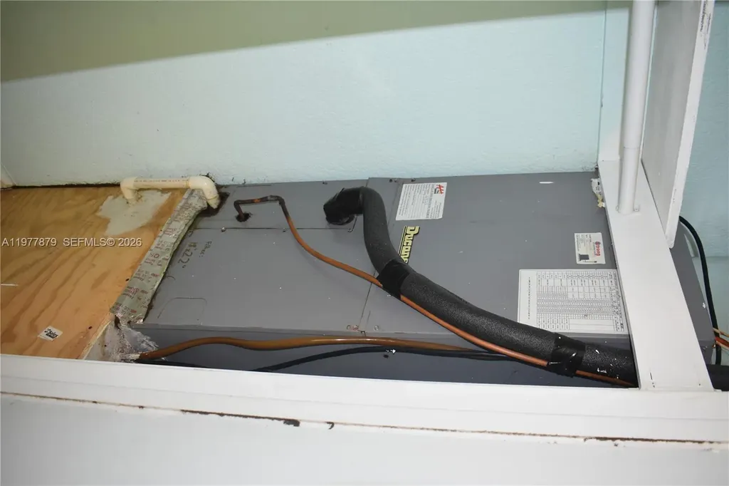 2121 NW 26th Avenue Fort Lauderdale FL 33311