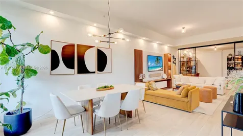 545 SW 11th Street Miami FL 33129