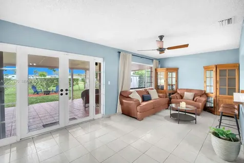 2030 NW 91st Terrace Pembroke Pines FL 33024