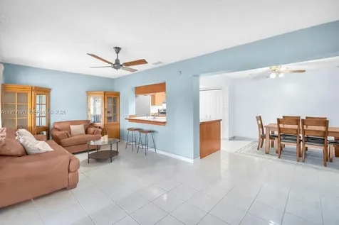 2030 NW 91st Terrace Pembroke Pines FL 33024