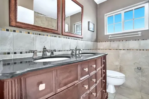 2030 NW 91st Terrace Pembroke Pines FL 33024
