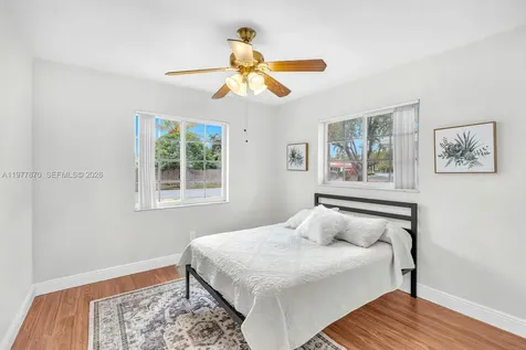 2030 NW 91st Terrace Pembroke Pines FL 33024