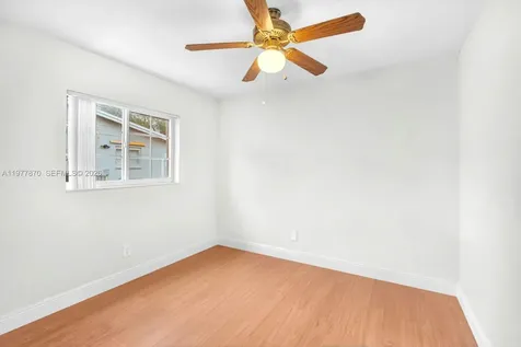 2030 NW 91st Terrace Pembroke Pines FL 33024