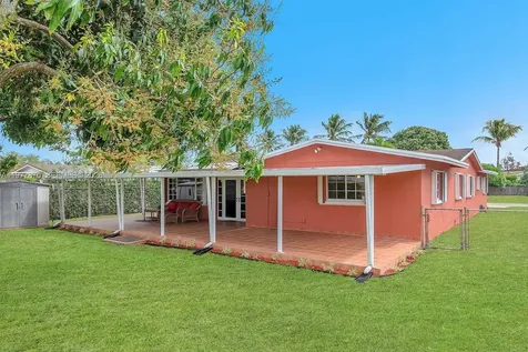 2030 NW 91st Terrace Pembroke Pines FL 33024