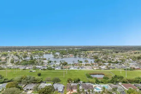 2030 NW 91st Terrace Pembroke Pines FL 33024