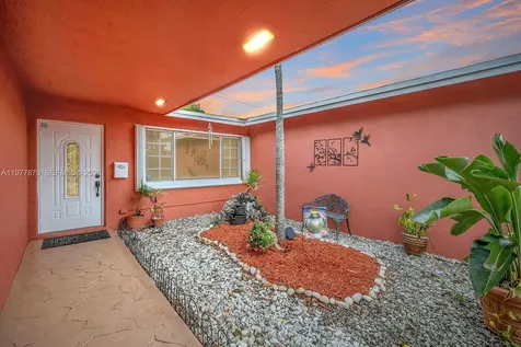 2030 NW 91st Terrace Pembroke Pines FL 33024