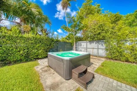 9104 SW 180th Street Palmetto Bay FL 33157