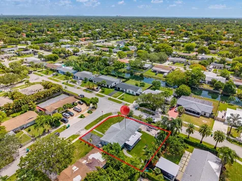 9104 SW 180th Street Palmetto Bay FL 33157