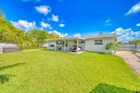 9104 SW 180th Street Palmetto Bay FL 33157