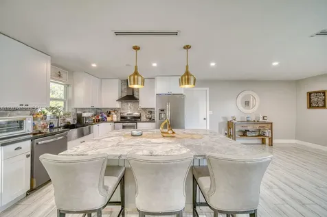 9104 SW 180th Street Palmetto Bay FL 33157