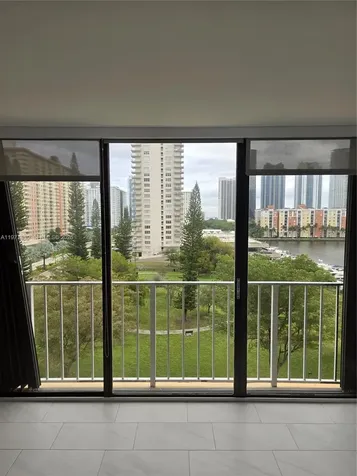 Sunny Isles Beach FL 33160