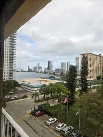 Sunny Isles Beach FL 33160