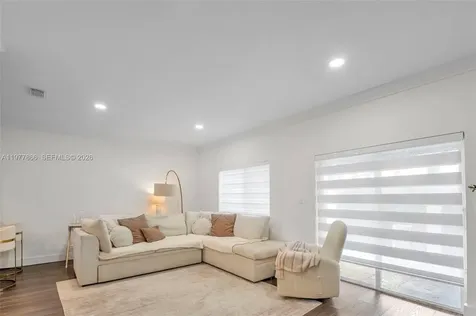 14486 SW 158th Place Miami FL 33196