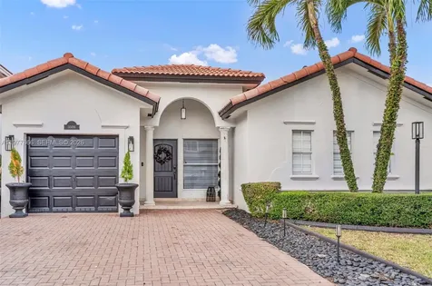 14486 SW 158th Place Miami FL 33196