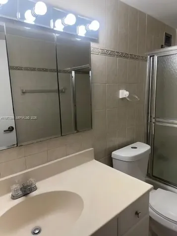 5601 Collins Avenue Miami Beach FL 33140
