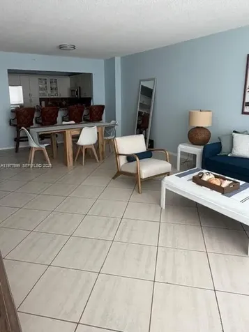 5601 Collins Avenue Miami Beach FL 33140