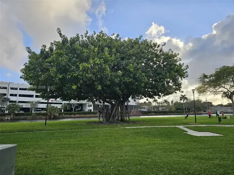 7570 SW 82nd Street Miami FL 33143
