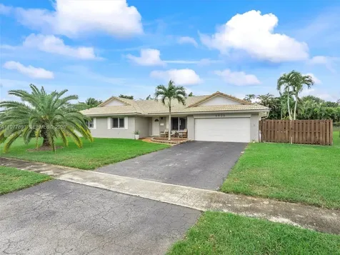 5620 SW 9th Street Plantation FL 33317