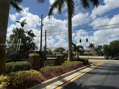 12350 S Village Circle Davie FL 33325