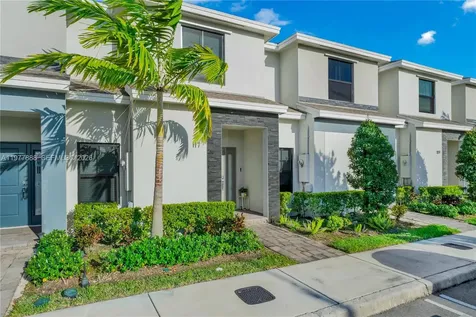 117 NE 3rd Court Florida City FL 33034