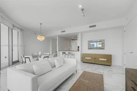 17475 Collins Avenue Miami Beach FL 33160