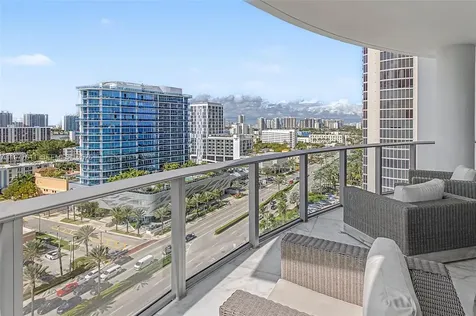 17475 Collins Avenue Miami Beach FL 33160
