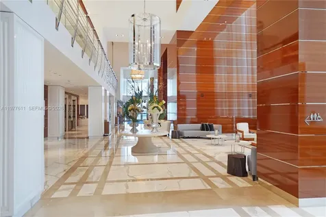 17475 Collins Avenue Miami Beach FL 33160