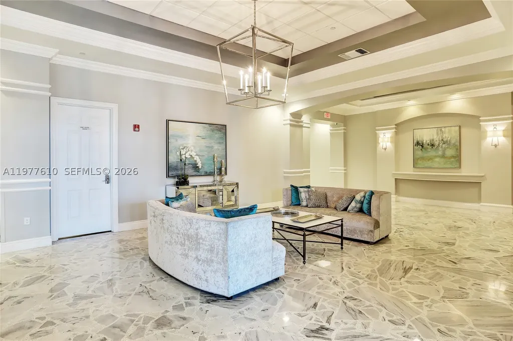 2501 S Ocean Drive Hollywood FL 33019