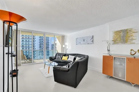 2501 S Ocean Drive Hollywood FL 33019
