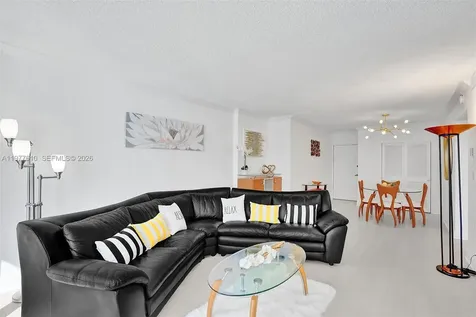 2501 S Ocean Drive Hollywood FL 33019