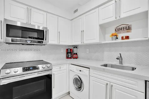 2501 S Ocean Drive Hollywood FL 33019